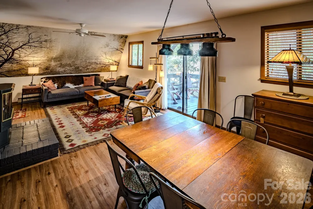 20 Lady Slipper Loop Newland, NC 28657
