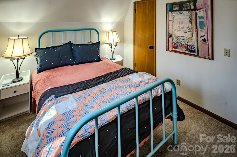 20 Lady Slipper Loop Newland, NC 28657