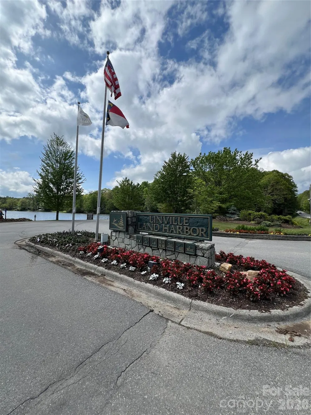 20 Lady Slipper Loop Newland, NC 28657