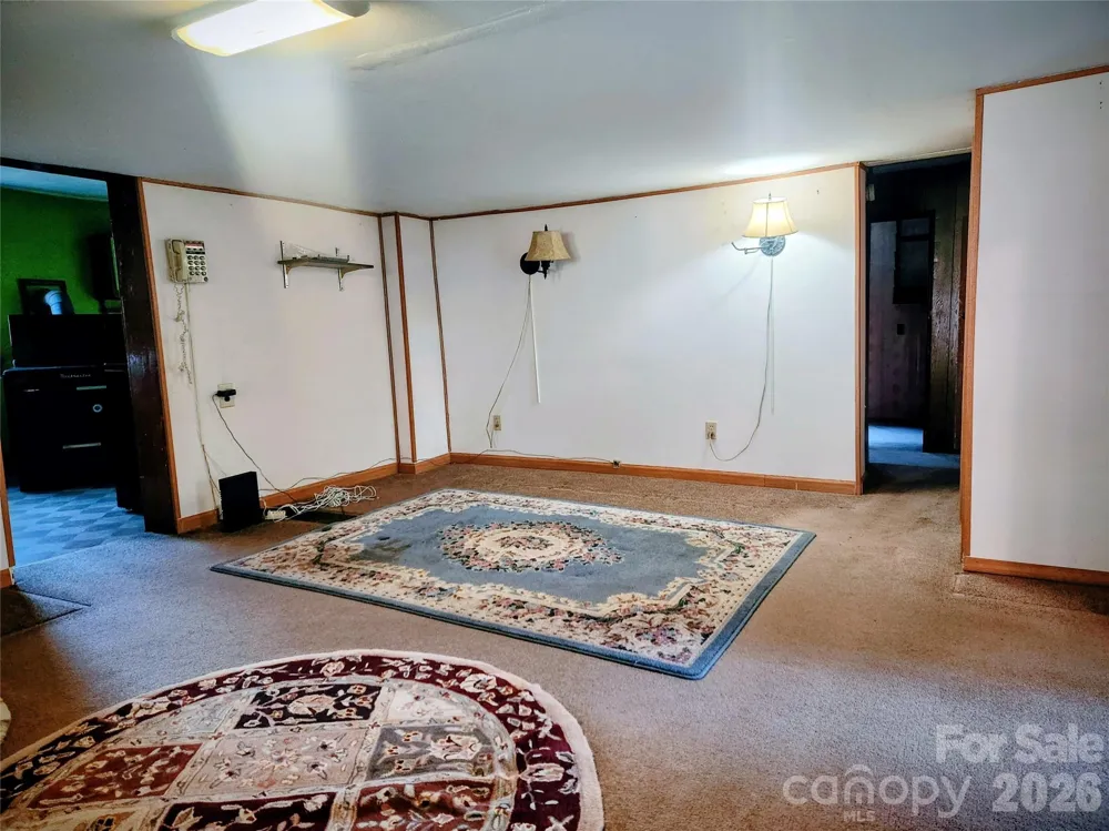 1025 Chandler Cove Road Marshall, NC 28753