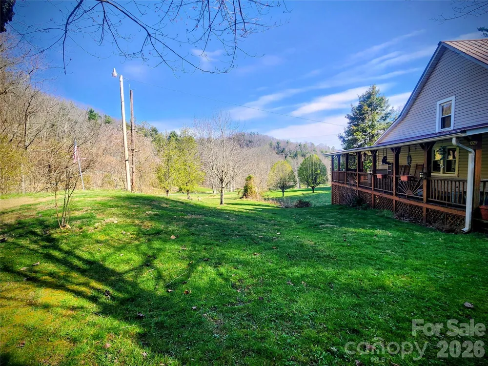 1025 Chandler Cove Road Marshall, NC 28753