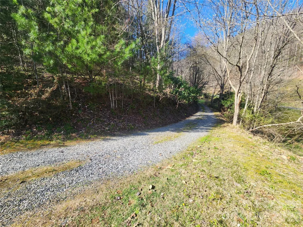 1025 Chandler Cove Road Marshall, NC 28753
