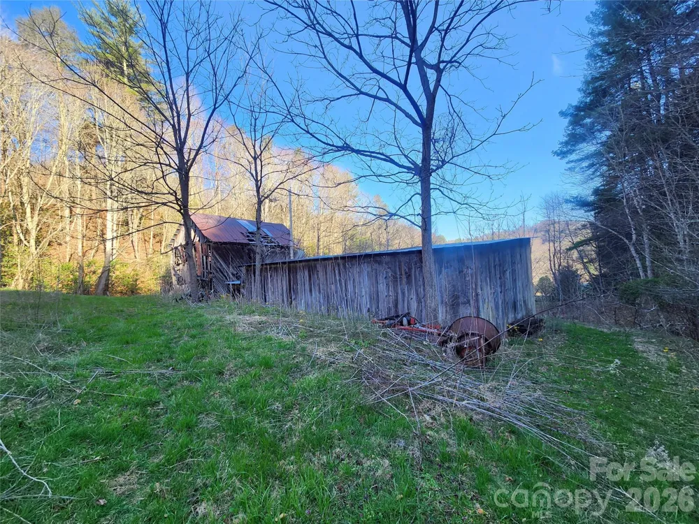 1025 Chandler Cove Road Marshall, NC 28753