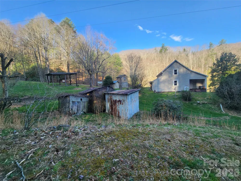 1025 Chandler Cove Road Marshall, NC 28753