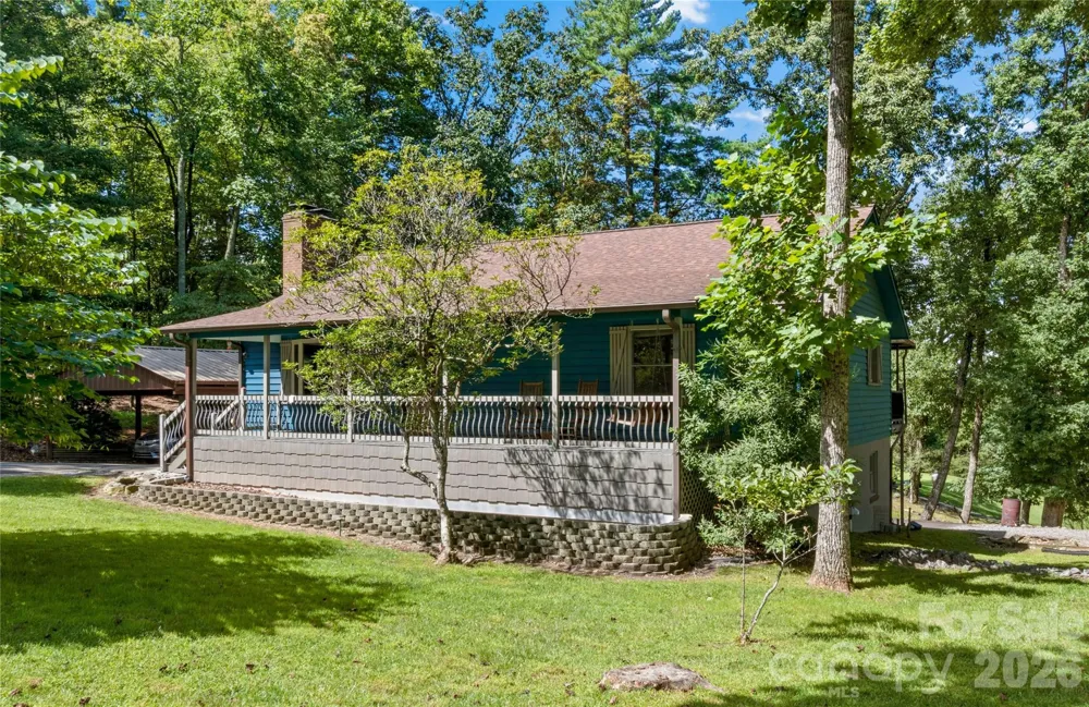 1502 Greenstreet Drive Traphill, NC 28685