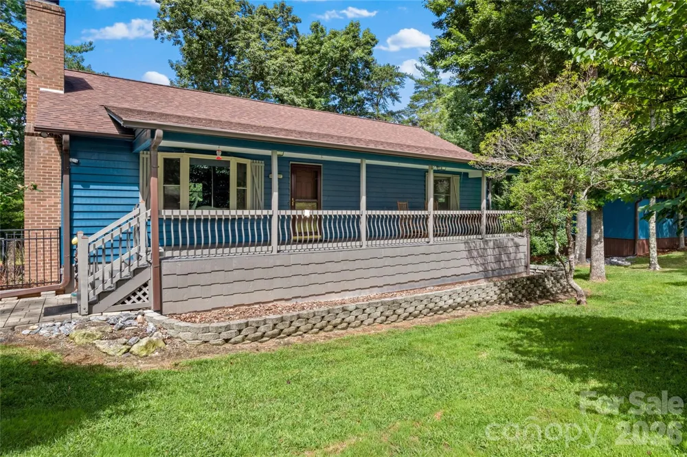 1502 Greenstreet Drive Traphill, NC 28685