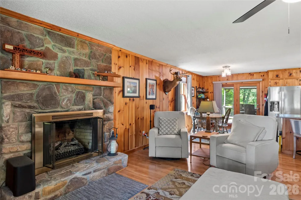 1502 Greenstreet Drive Traphill, NC 28685