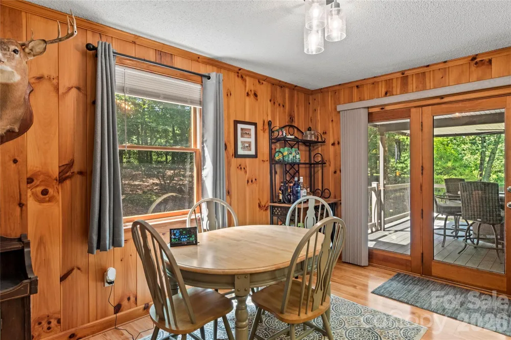 1502 Greenstreet Drive Traphill, NC 28685