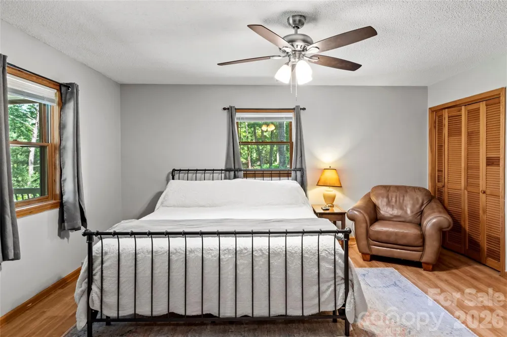 1502 Greenstreet Drive Traphill, NC 28685
