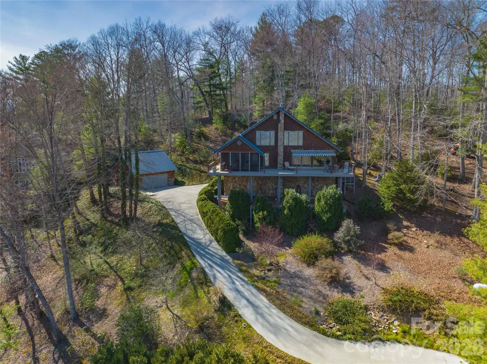 369 Deals Gap Road Robbinsville, NC 28771
