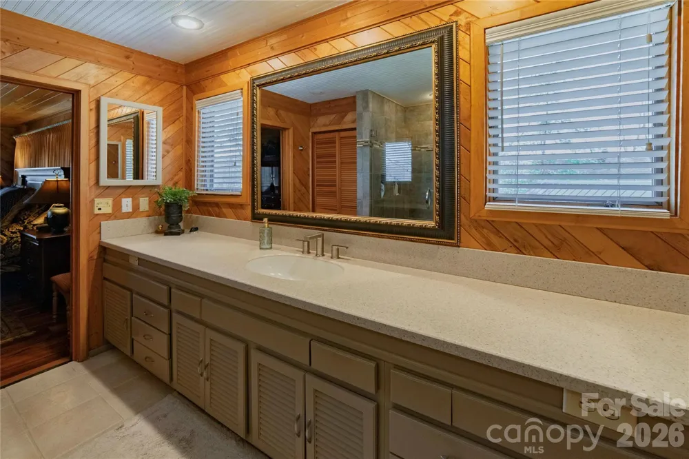 369 Deals Gap Road Robbinsville, NC 28771