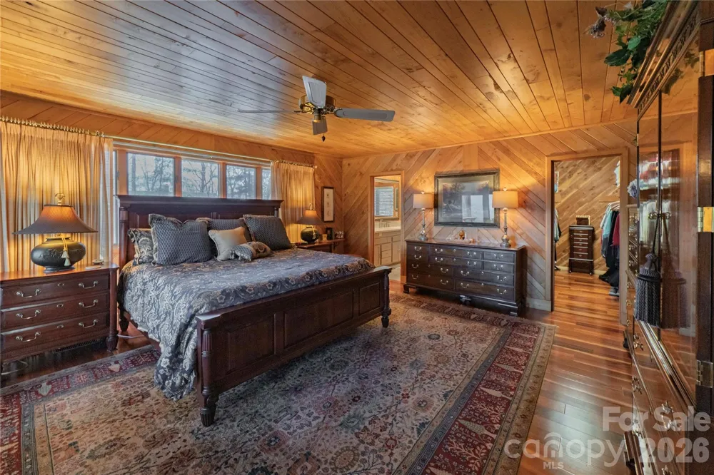 369 Deals Gap Road Robbinsville, NC 28771