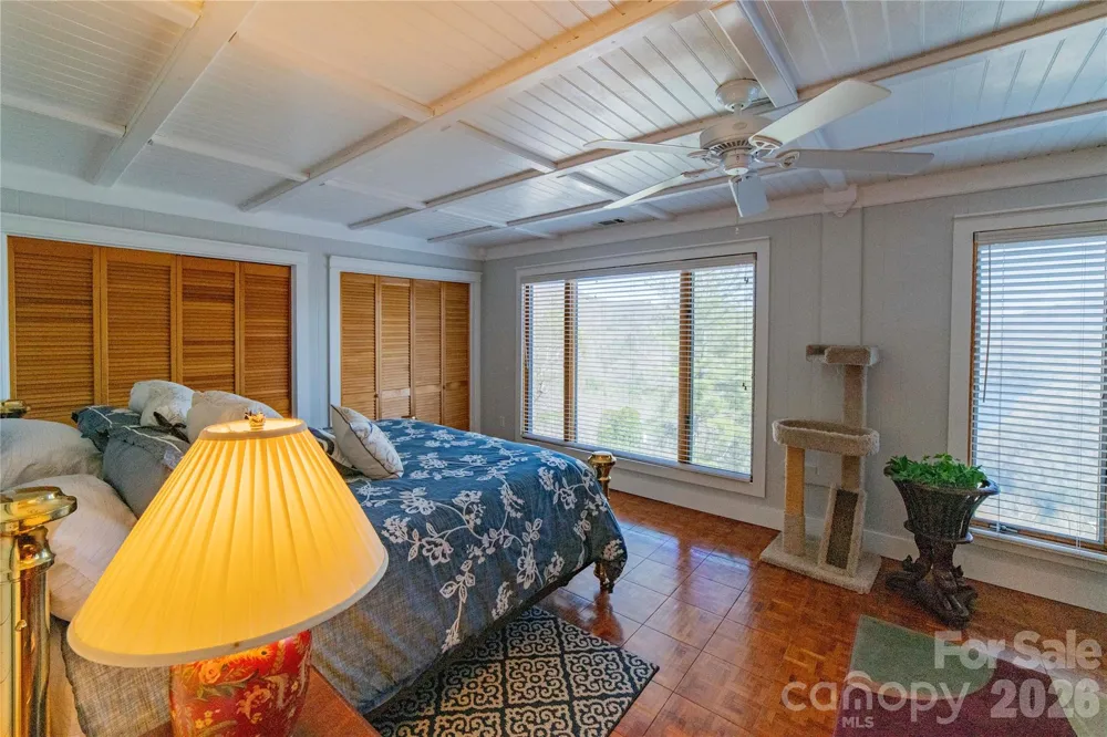 369 Deals Gap Road Robbinsville, NC 28771