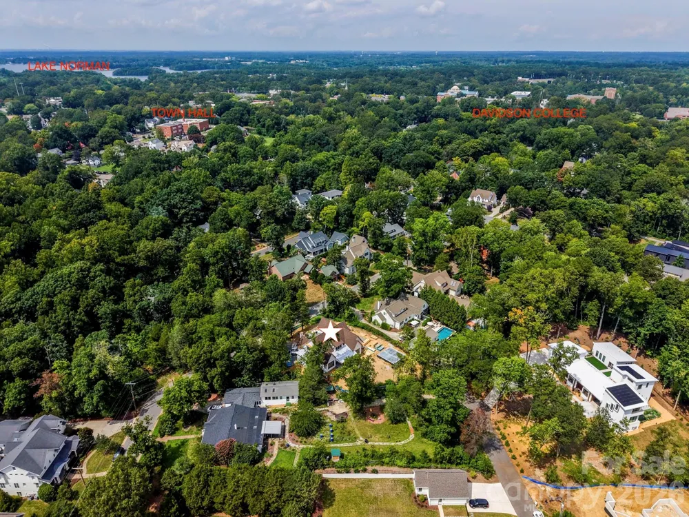 541 Greenway Street Davidson, NC 28036