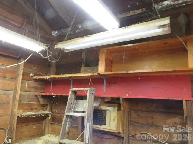 736 Country Club Drive State Road, NC 28676