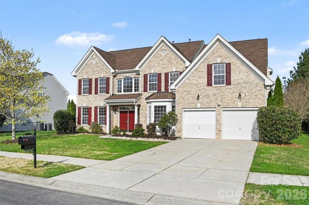 7512 Chasewater Drive Harrisburg, NC 28075