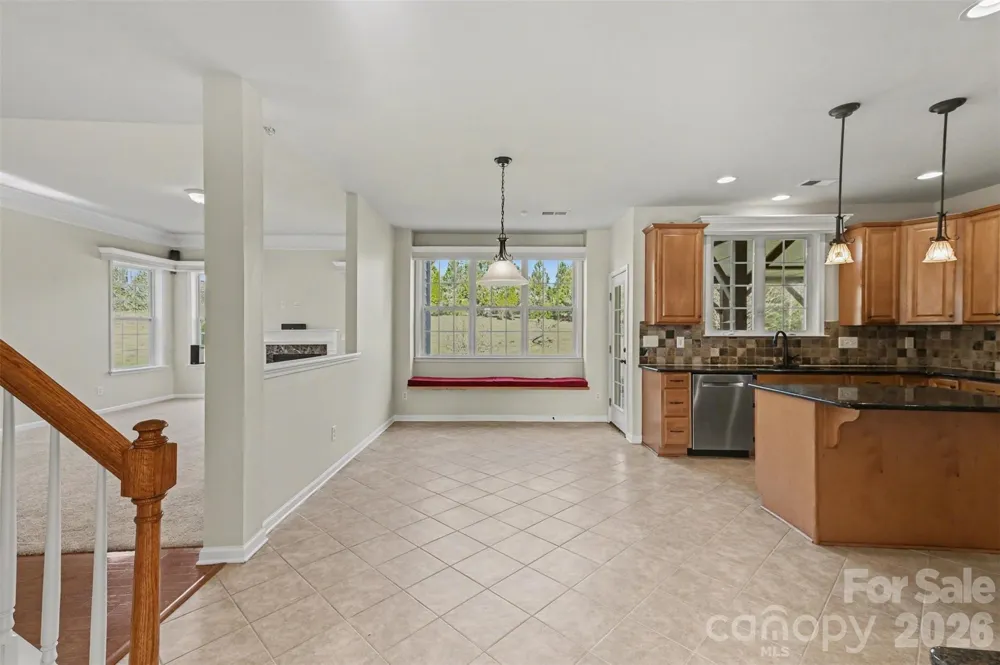7512 Chasewater Drive Harrisburg, NC 28075