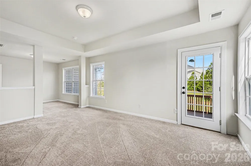 7512 Chasewater Drive Harrisburg, NC 28075