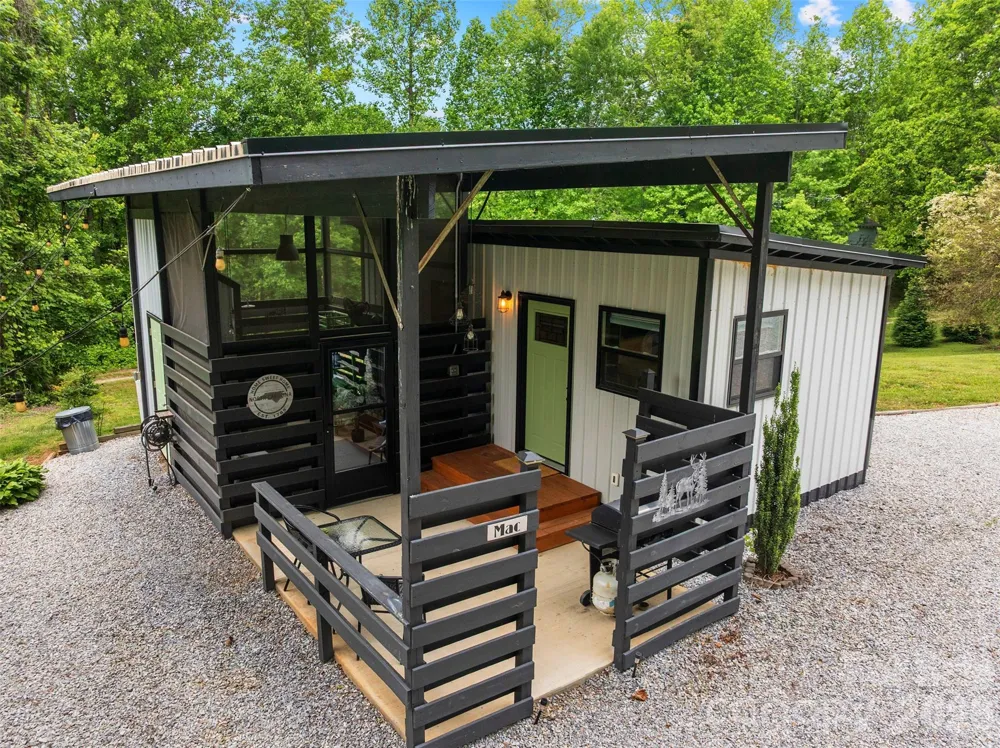 787 Ridge Road Marion, NC 28752