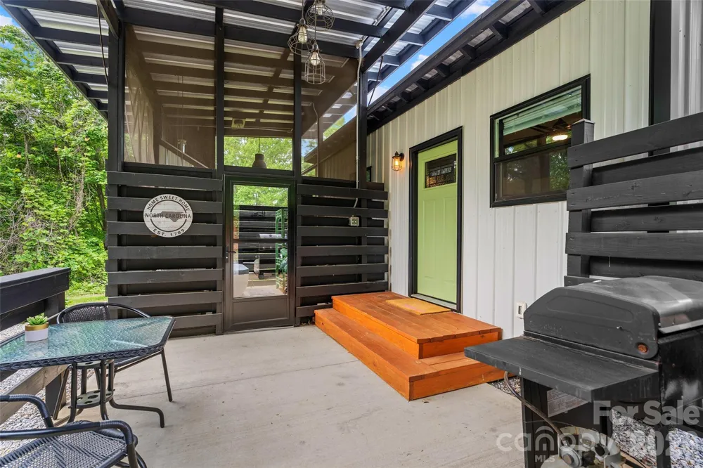 787 Ridge Road Marion, NC 28752