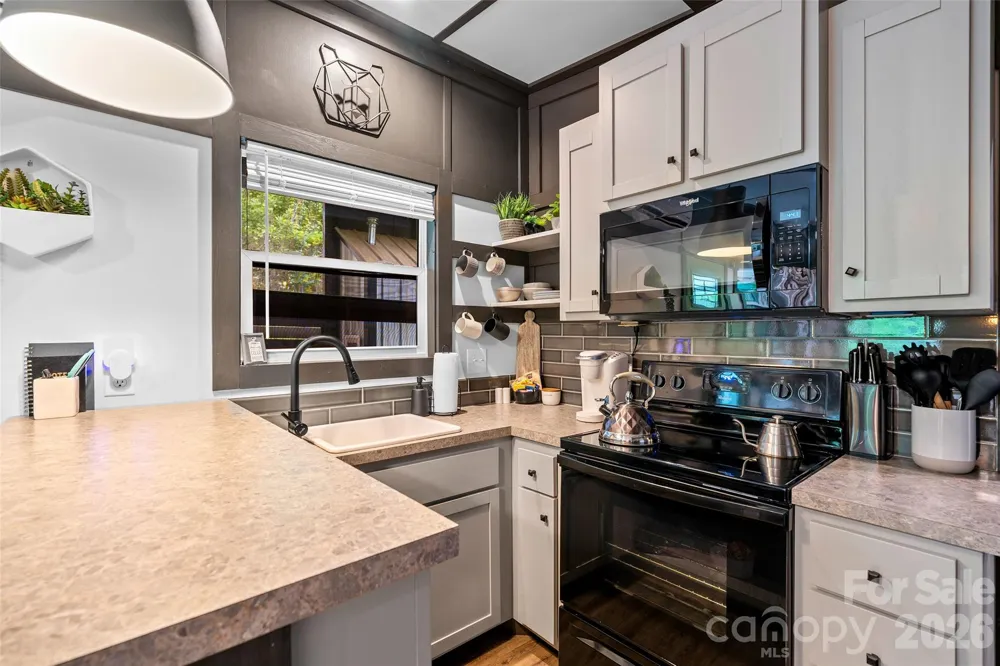 787 Ridge Road Marion, NC 28752