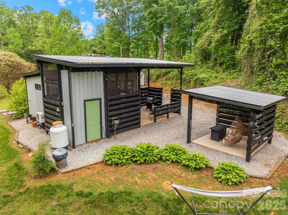 787 Ridge Road Marion, NC 28752