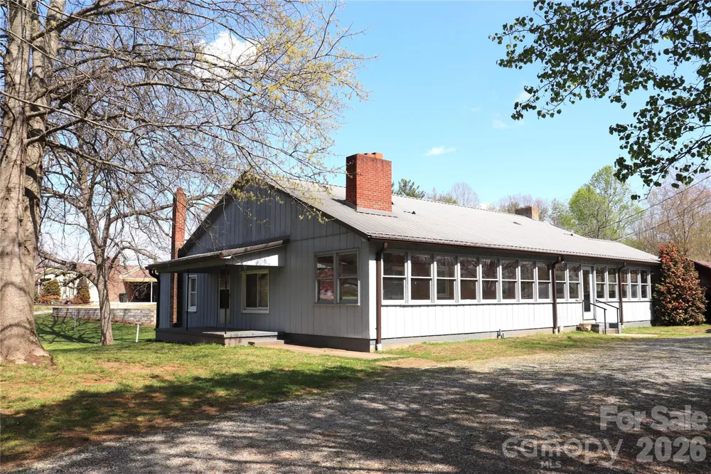 4543 Horseshoe Bend Road Hudson, NC 28638