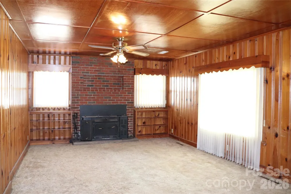4543 Horseshoe Bend Road Hudson, NC 28638