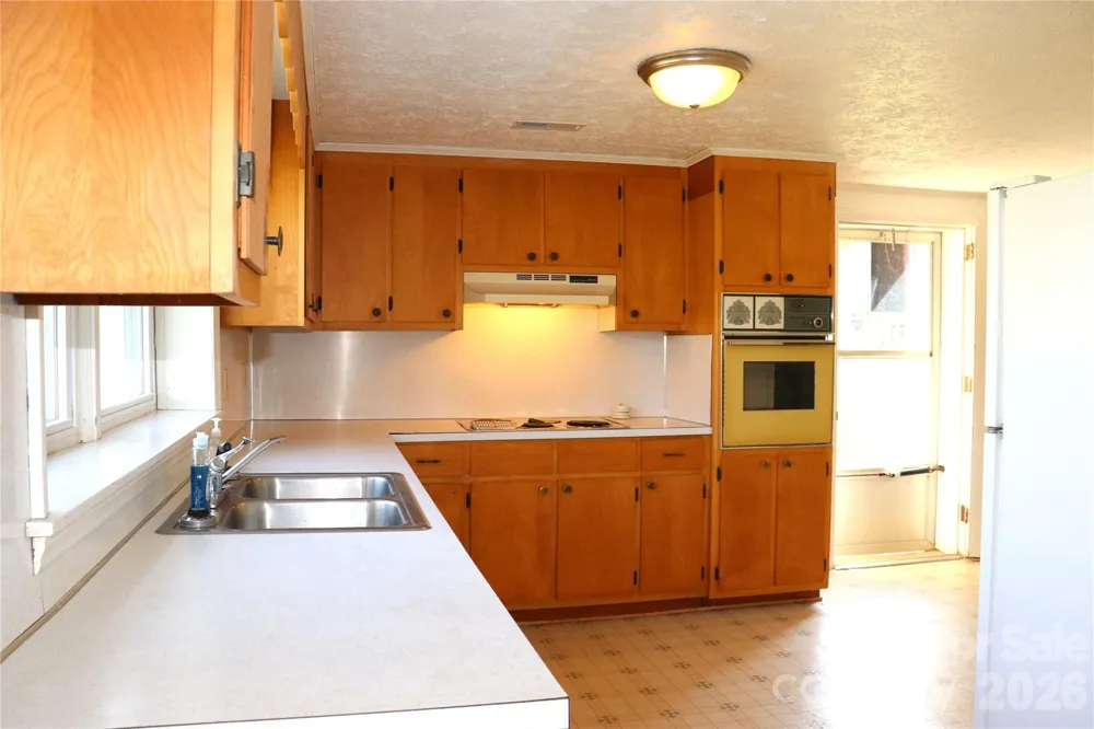 4543 Horseshoe Bend Road Hudson, NC 28638