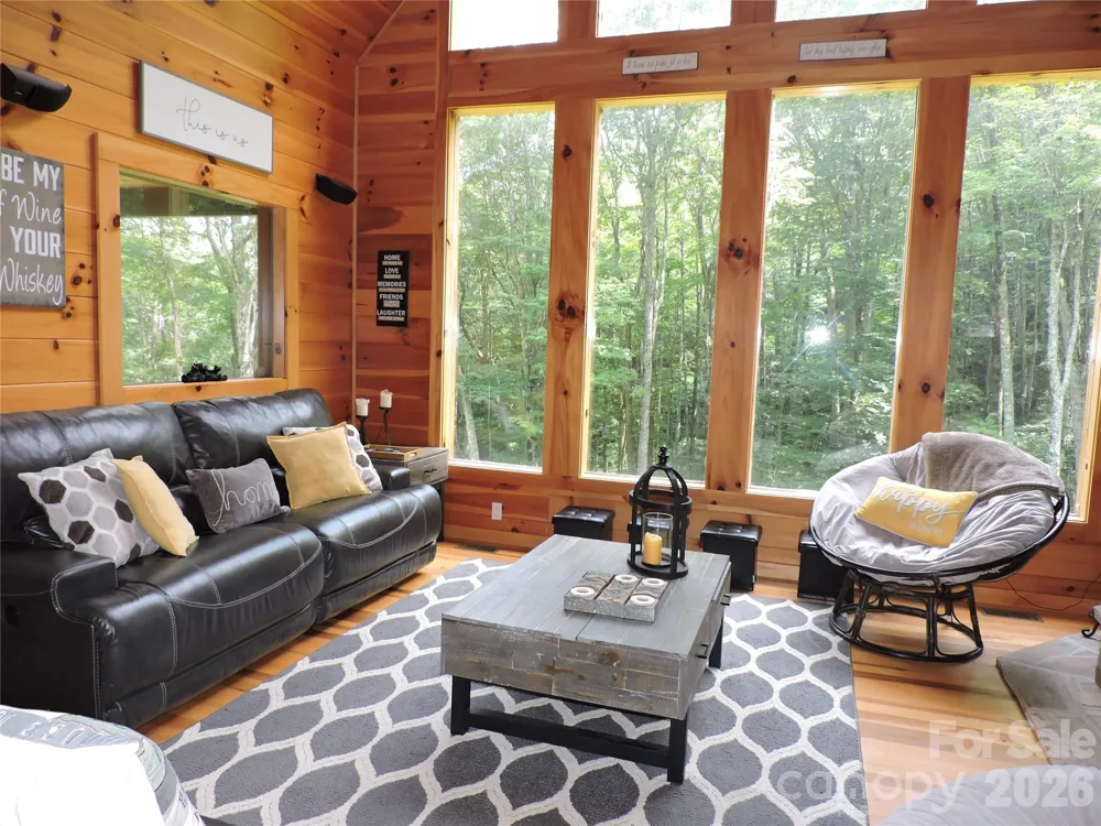 103 Chucks Lane Bakersville, NC 28705