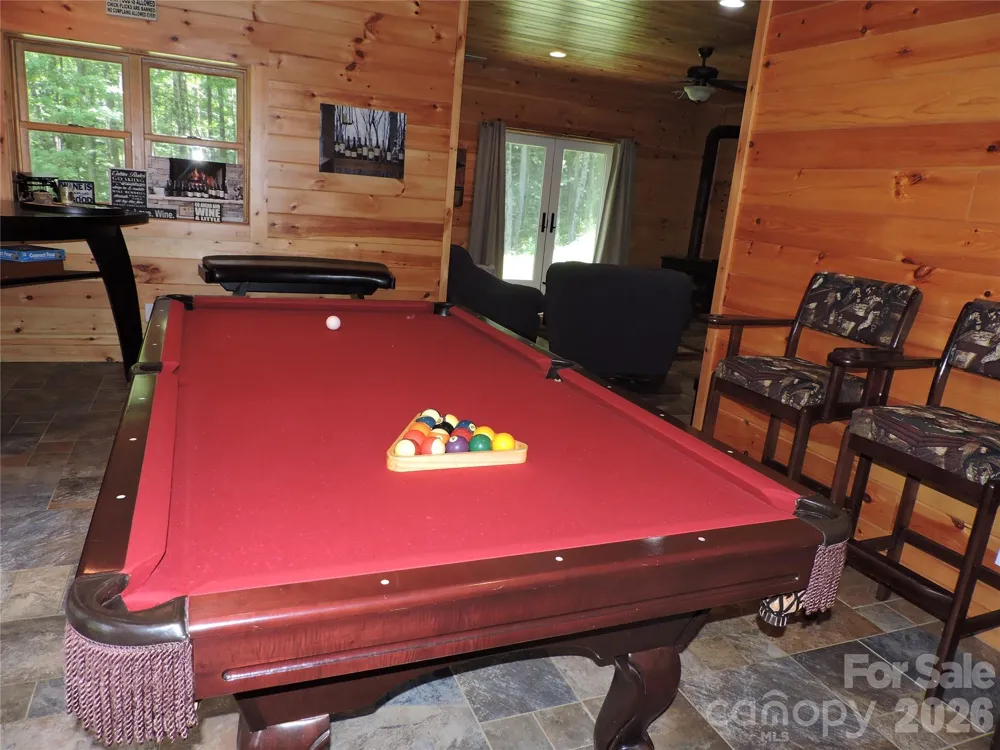 103 Chucks Lane Bakersville, NC 28705