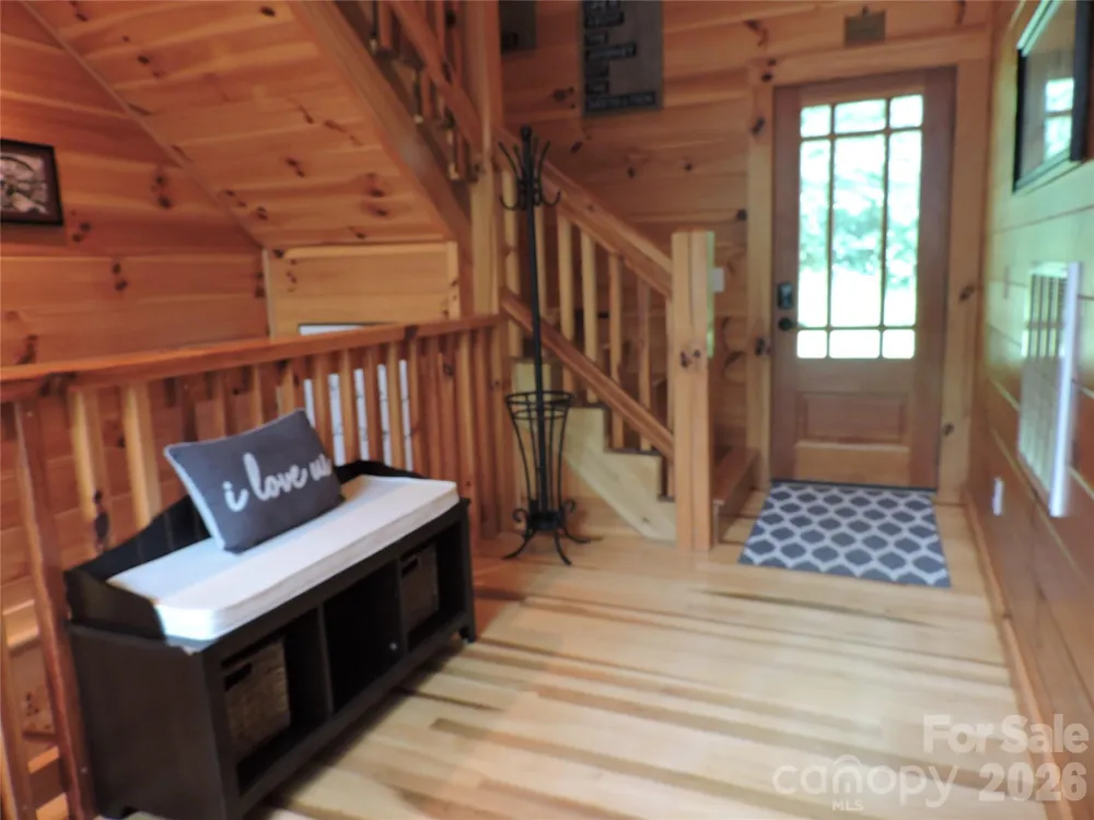 103 Chucks Lane Bakersville, NC 28705