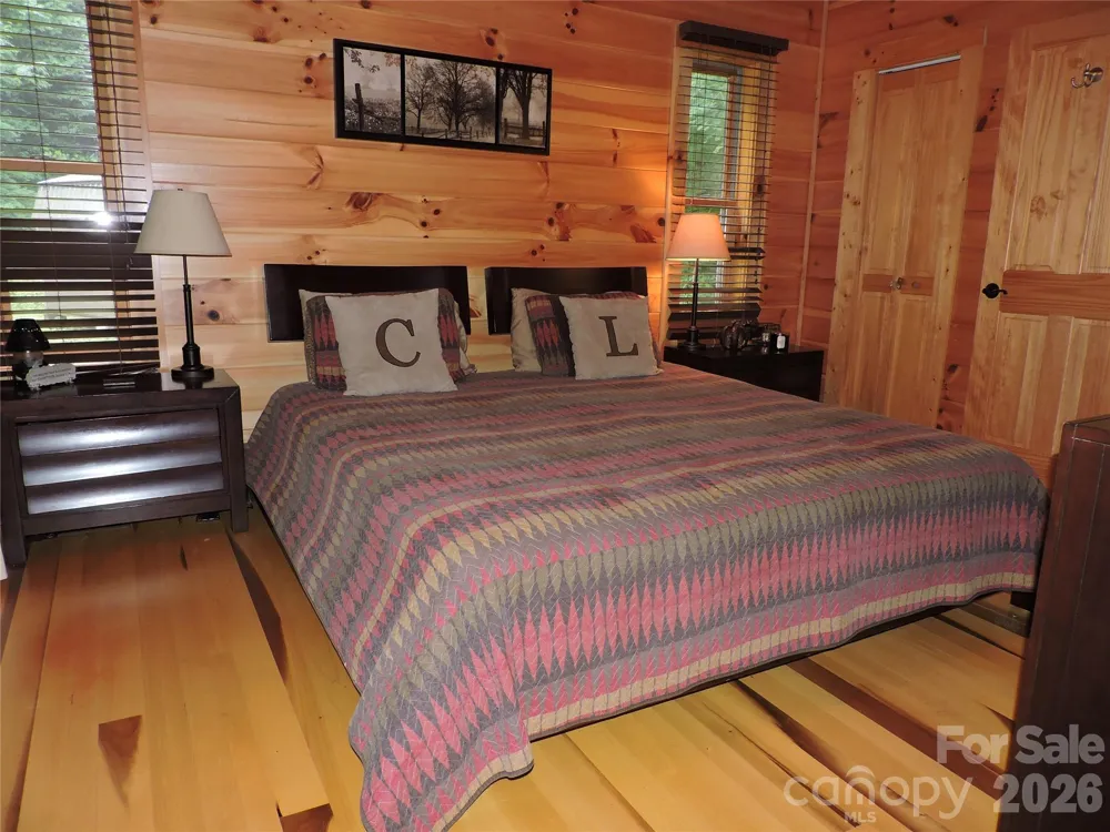 103 Chucks Lane Bakersville, NC 28705