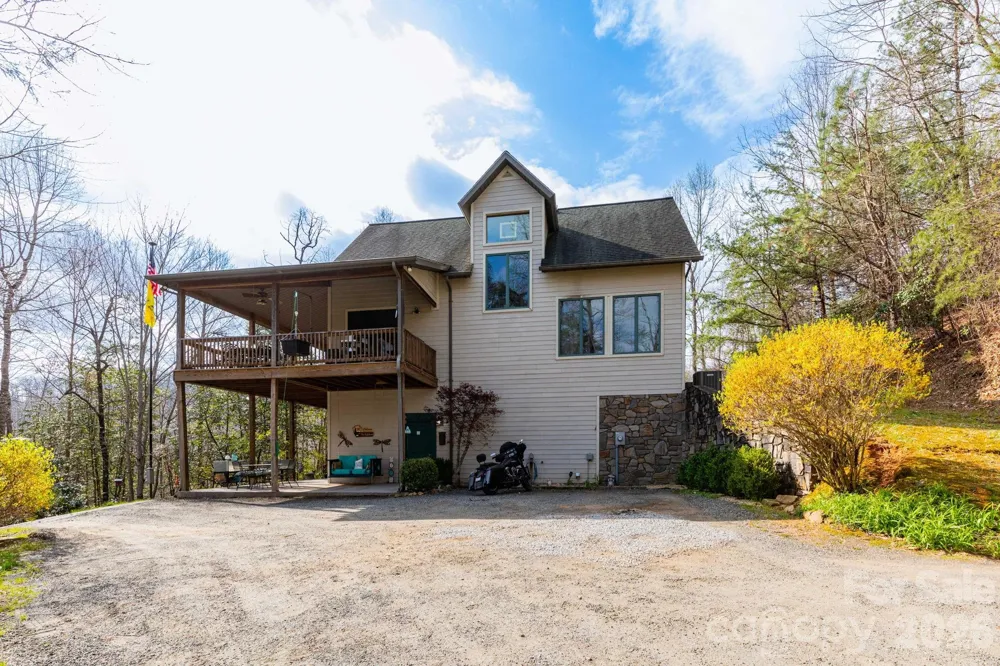 75 mypie Drive Sylva, NC 28779