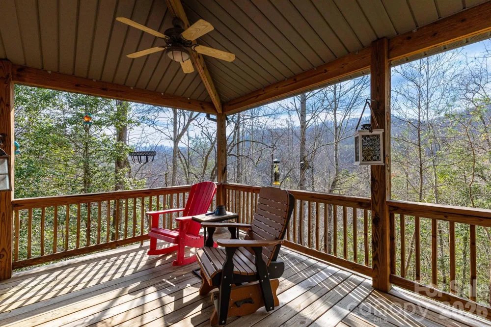 75 mypie Drive Sylva, NC 28779