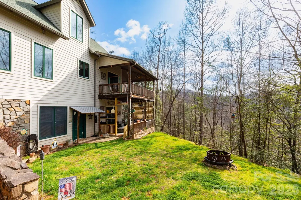 75 mypie Drive Sylva, NC 28779