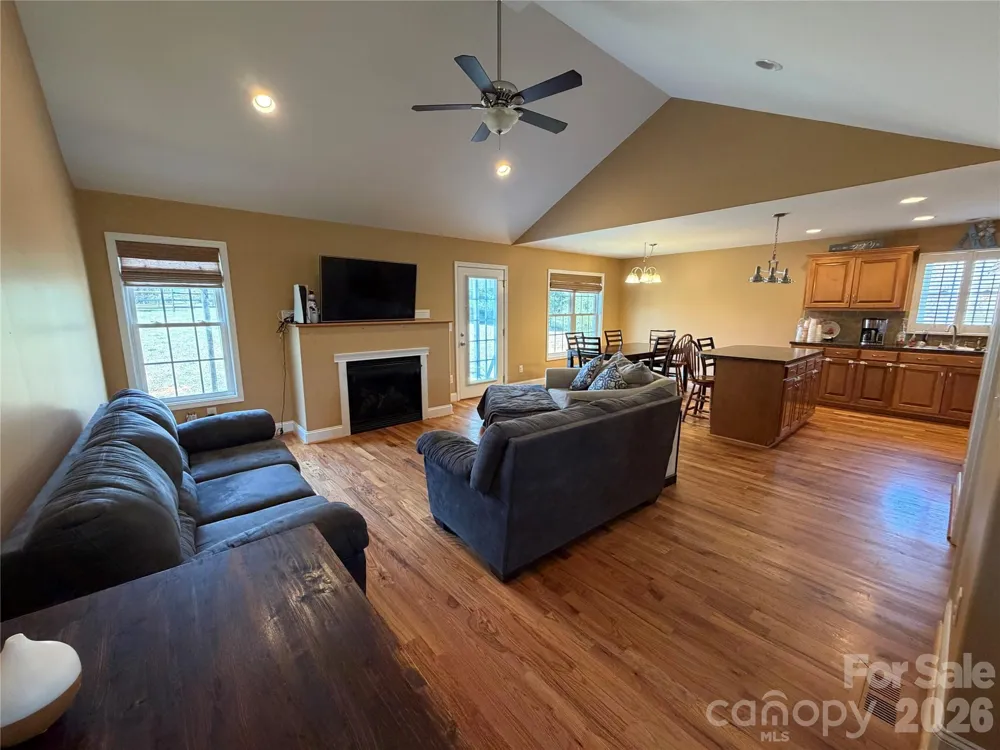 510 E Carpenter Street Maiden, NC 28650