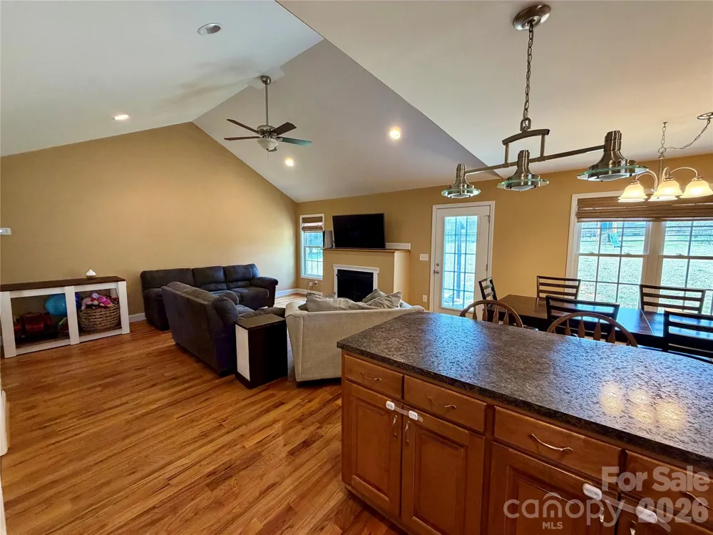 510 E Carpenter Street Maiden, NC 28650