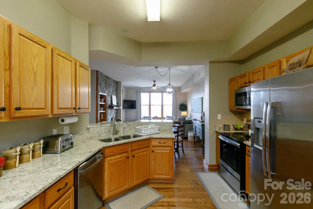 10 Stoney Falls Loop #4/203 Burnsville, NC 28714