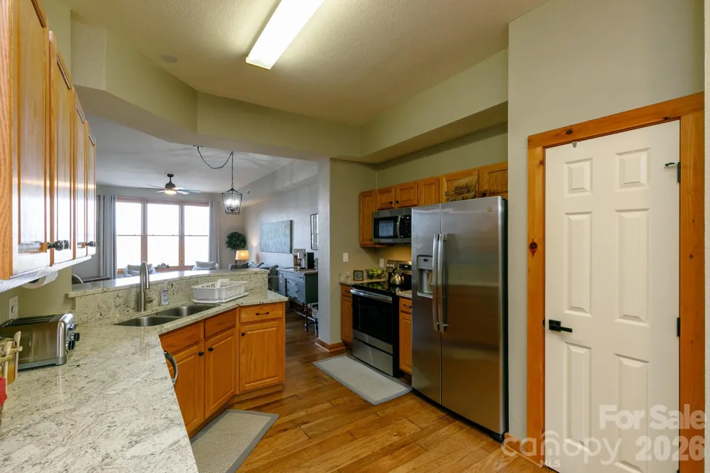 10 Stoney Falls Loop #4/203 Burnsville, NC 28714
