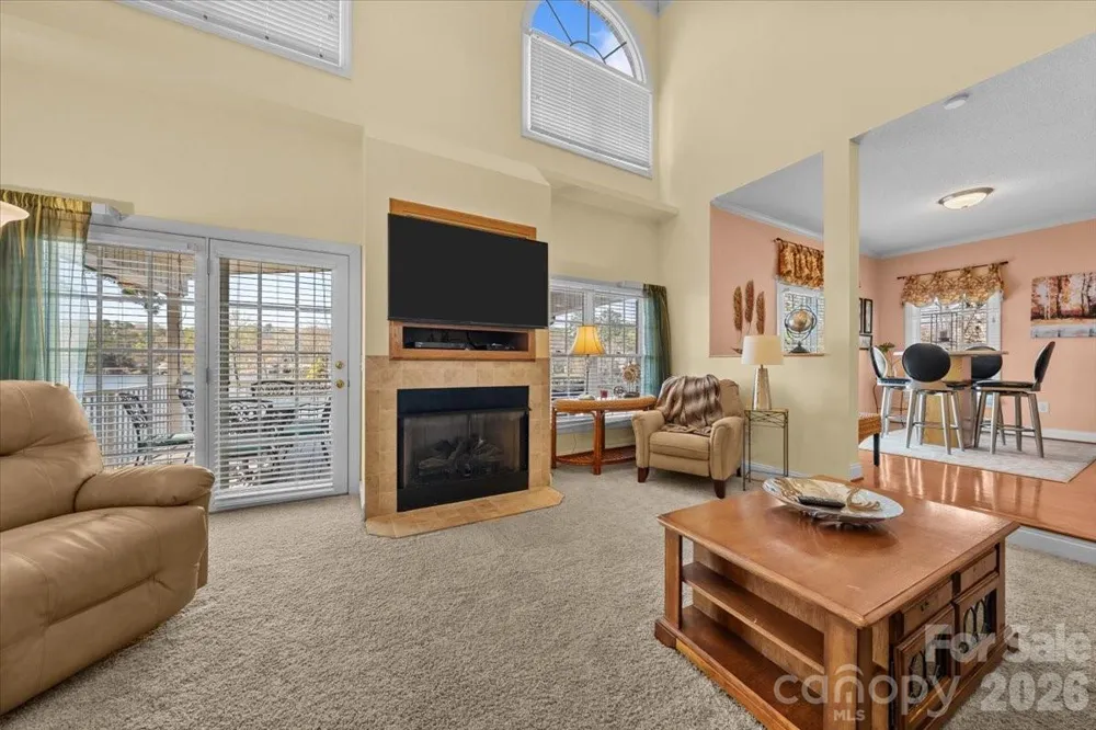 704 Shoreline Drive New London, NC 28127