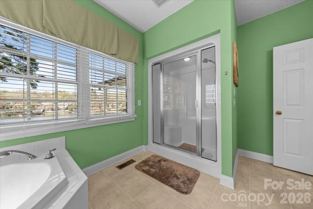 704 Shoreline Drive New London, NC 28127