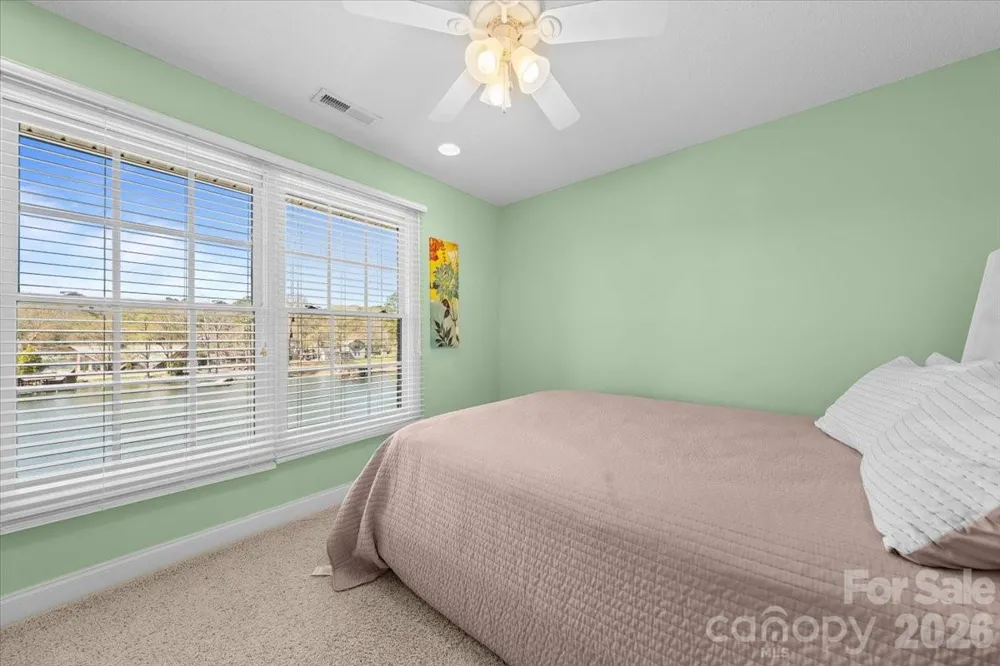 704 Shoreline Drive New London, NC 28127