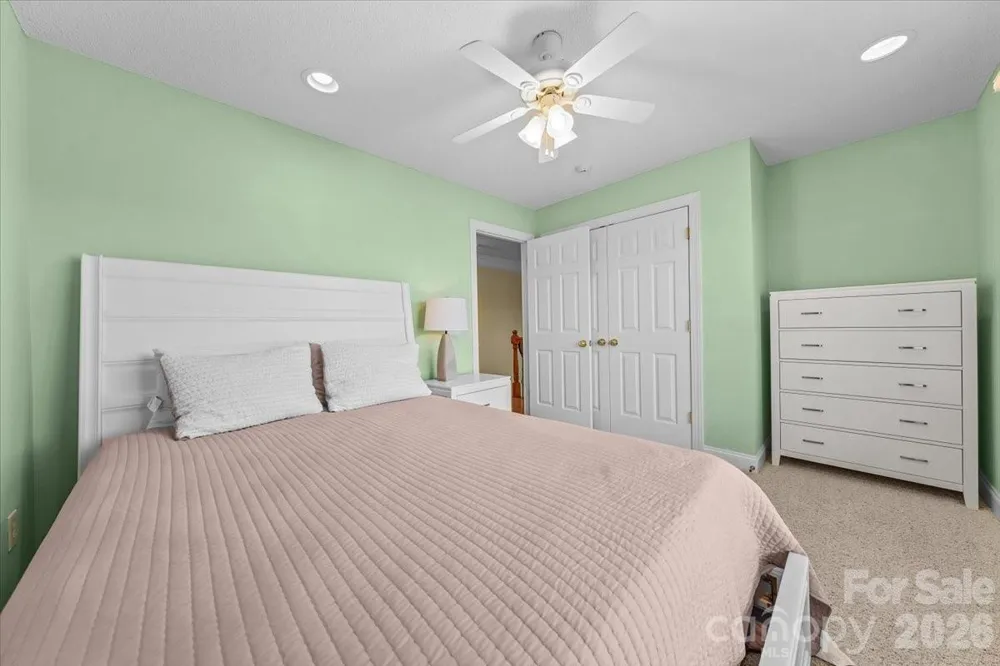 704 Shoreline Drive New London, NC 28127