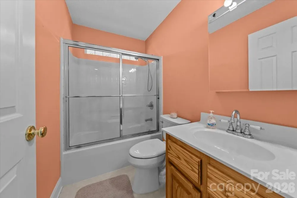 704 Shoreline Drive New London, NC 28127
