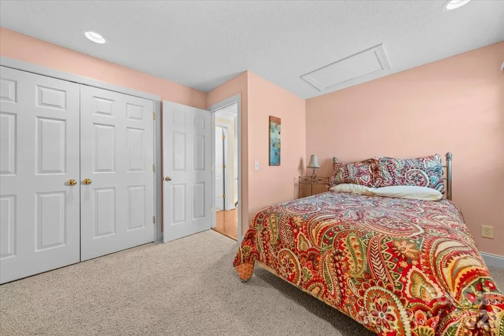 704 Shoreline Drive New London, NC 28127