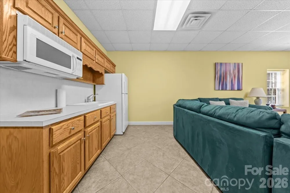 704 Shoreline Drive New London, NC 28127