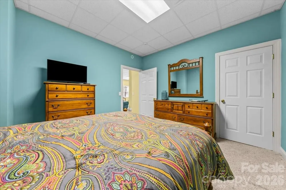 704 Shoreline Drive New London, NC 28127