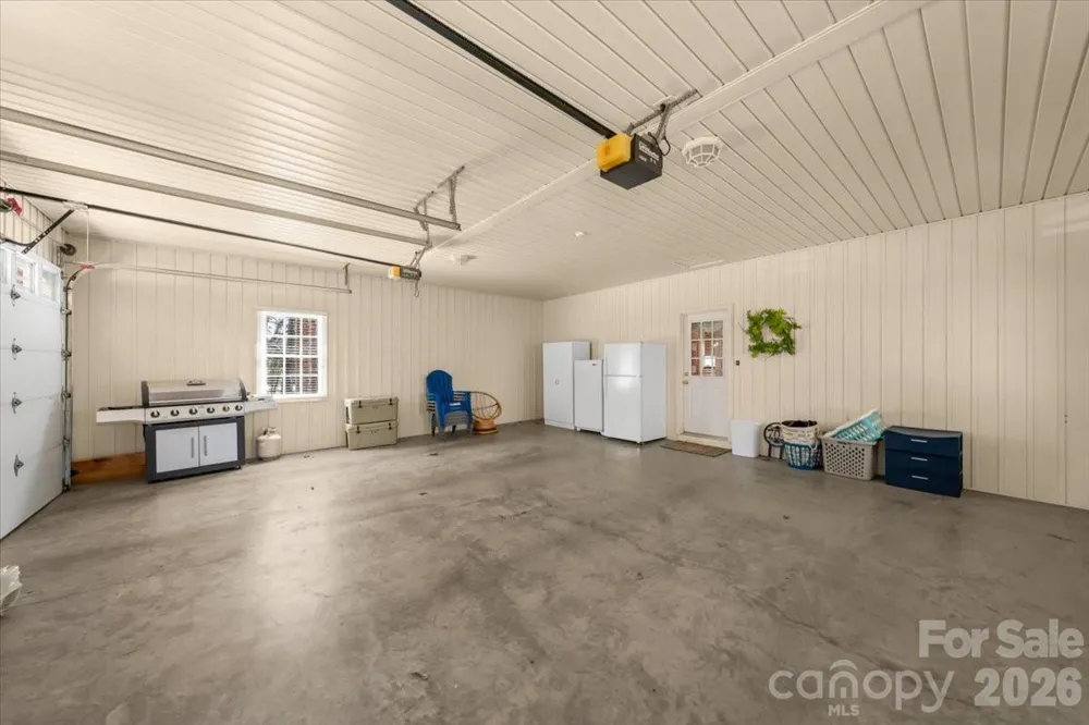 704 Shoreline Drive New London, NC 28127