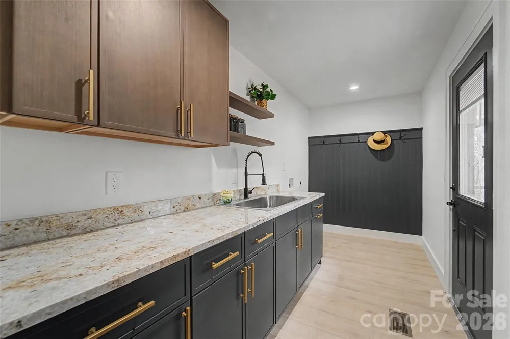 323 Mashburn Branch Road Franklin, NC 28734